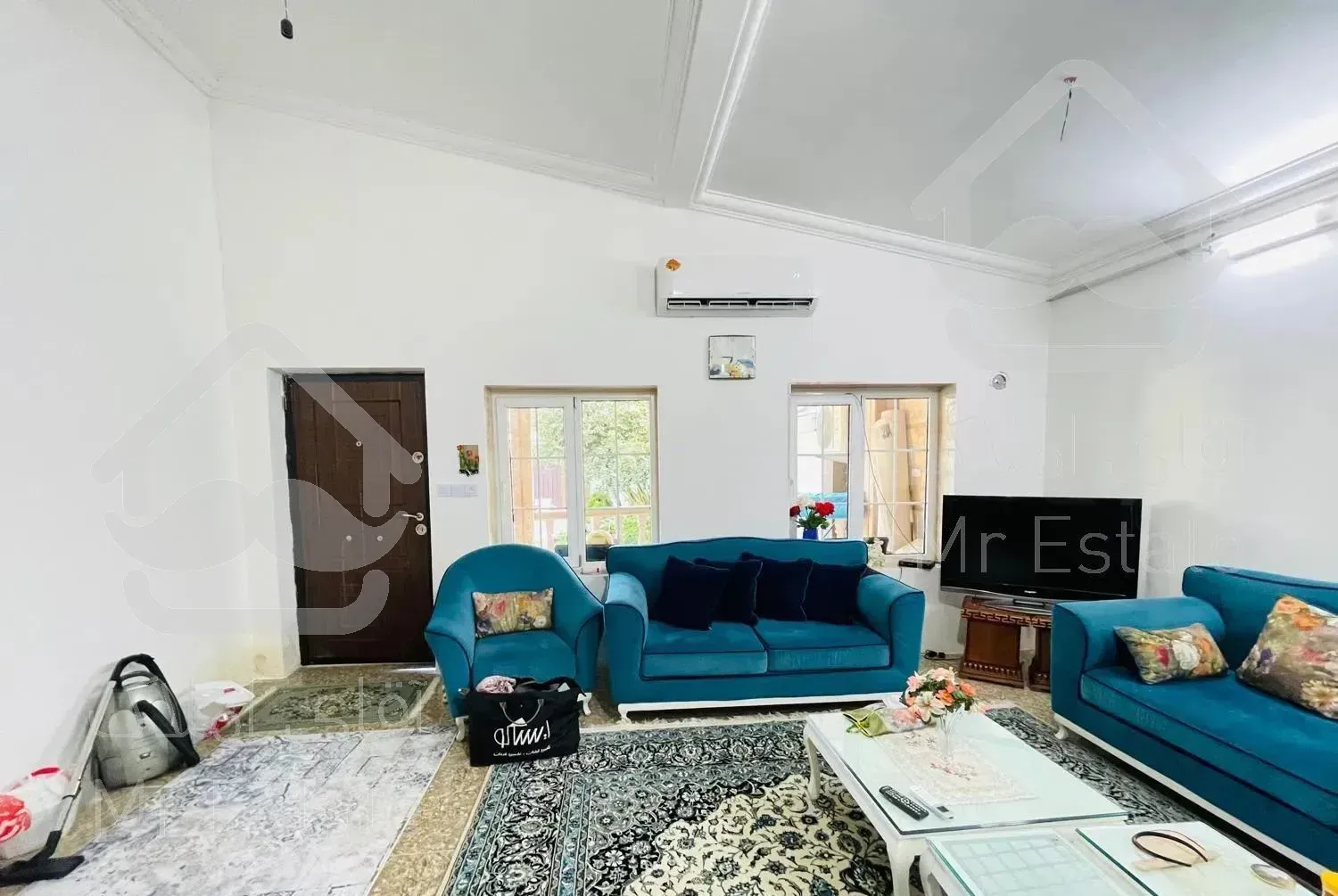 فروش ویلایی نیم پیلوت 235متری در ابتدای جاده نظامی