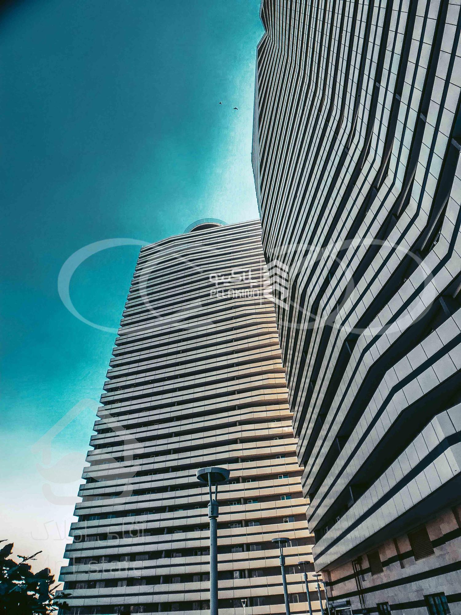 رهن کامل آپارتمان 140 متری در بلوک های جی چیتگر