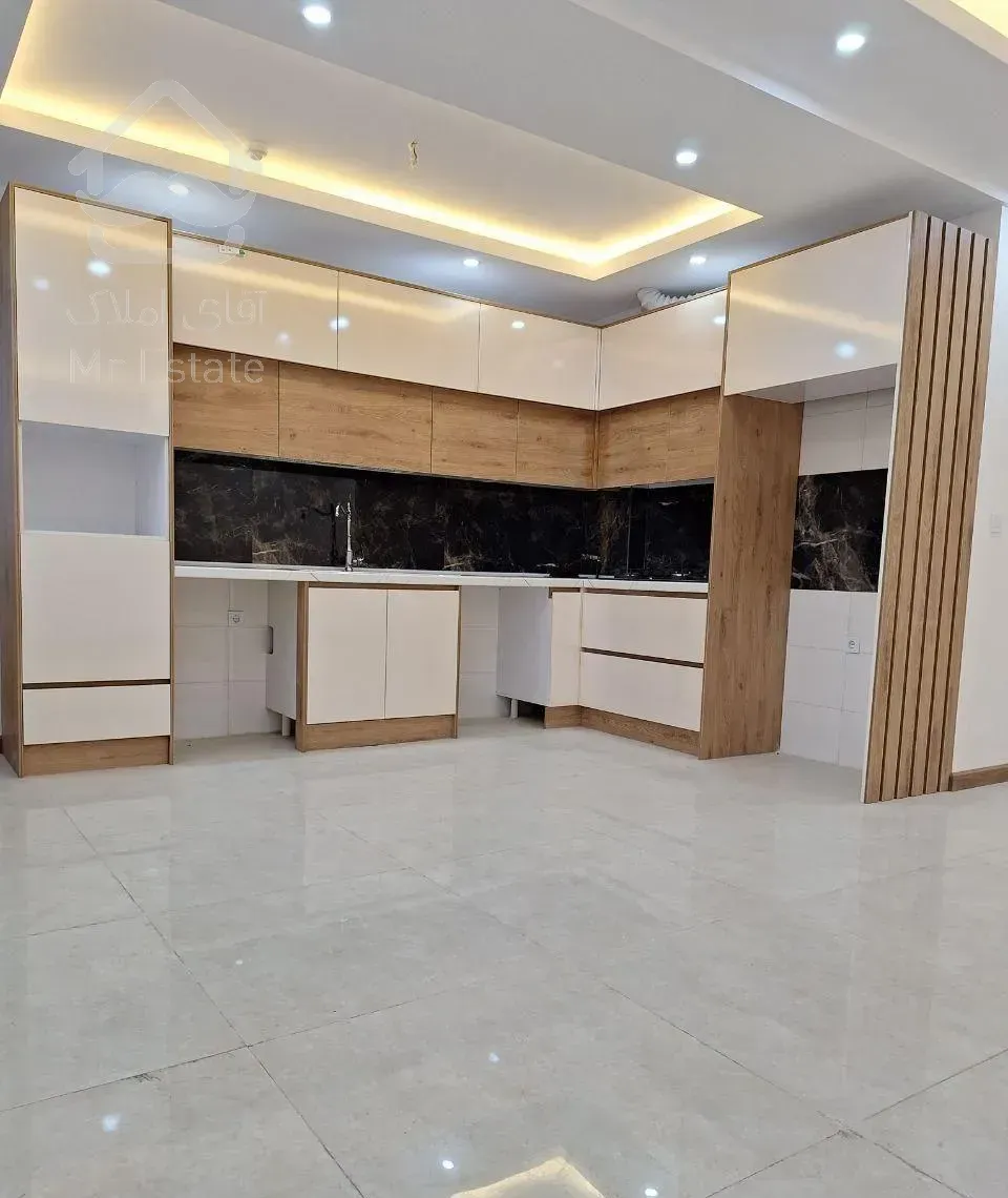 آپارتمان تک واحده نوساز سه خواب