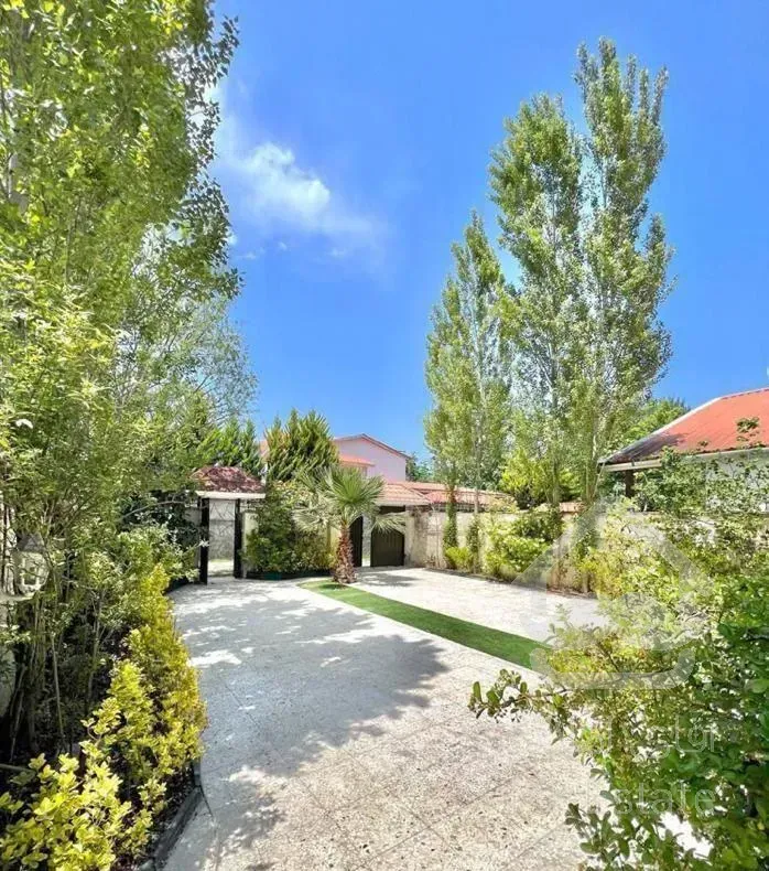 خانه ایرانی/300زمین/3خواب/تهاتر با خودرو/شهرک