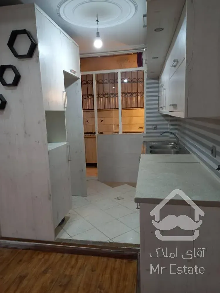 ۶۷متر طبقه اول در مهران