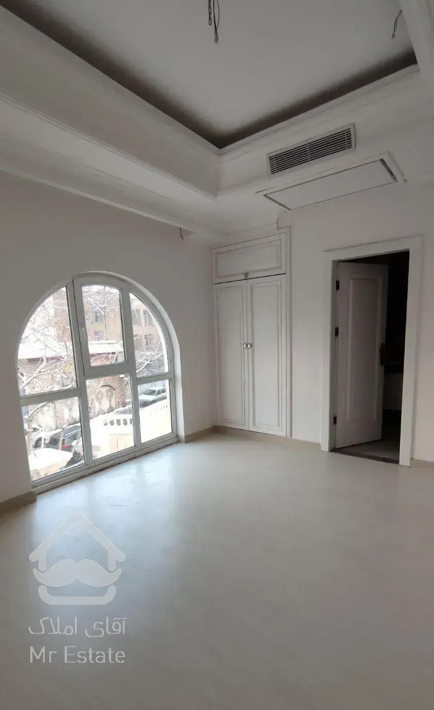 225 متر برج/ فرمانیه غربی / 4 عدد تراس کاربردی