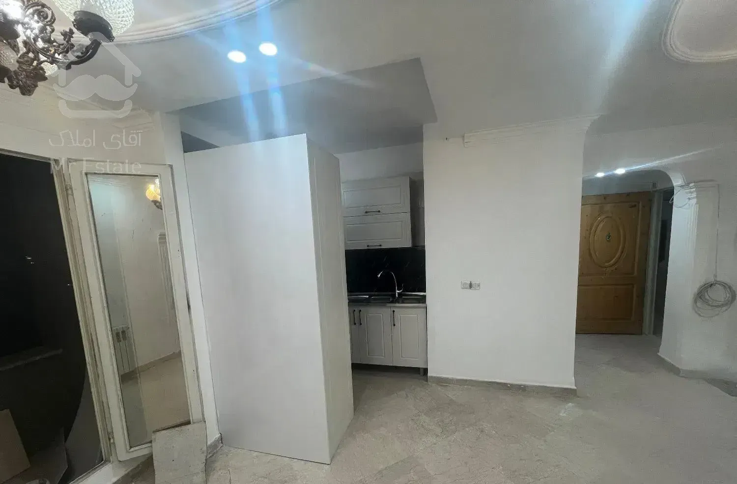 ۶۵ متر/۲ خوابه/فول امکانات/نورگیر بدون مشرف