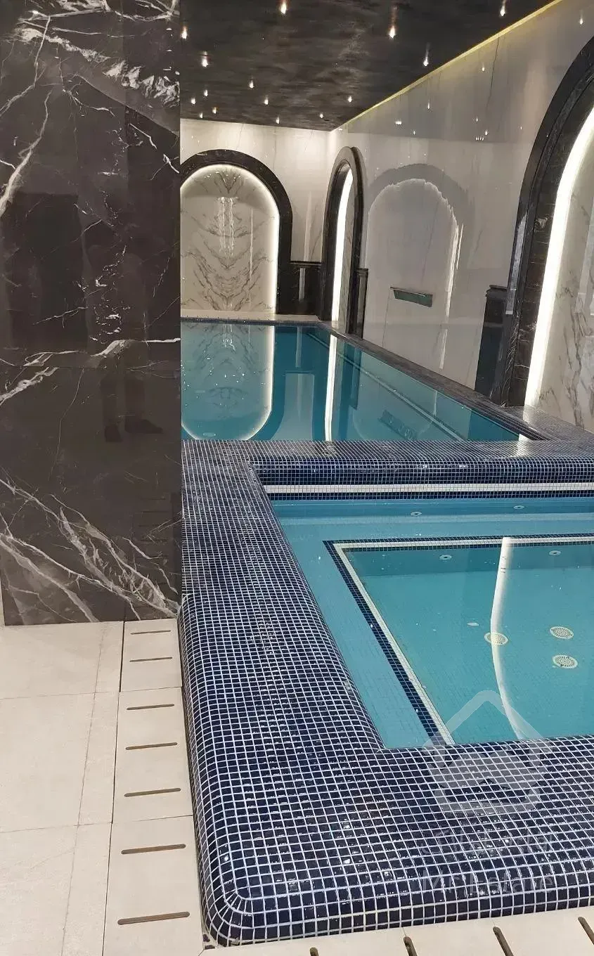 آپارتمان نوساز ۴۱۰ متر