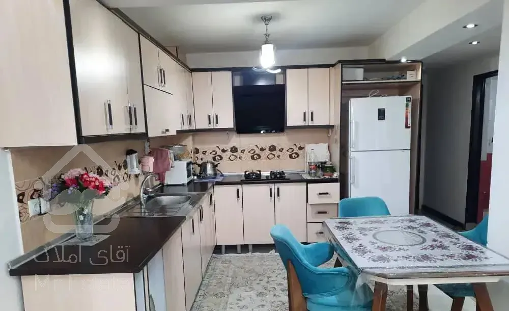 فروش  واحد  به قیمت در بلوار طالقانی