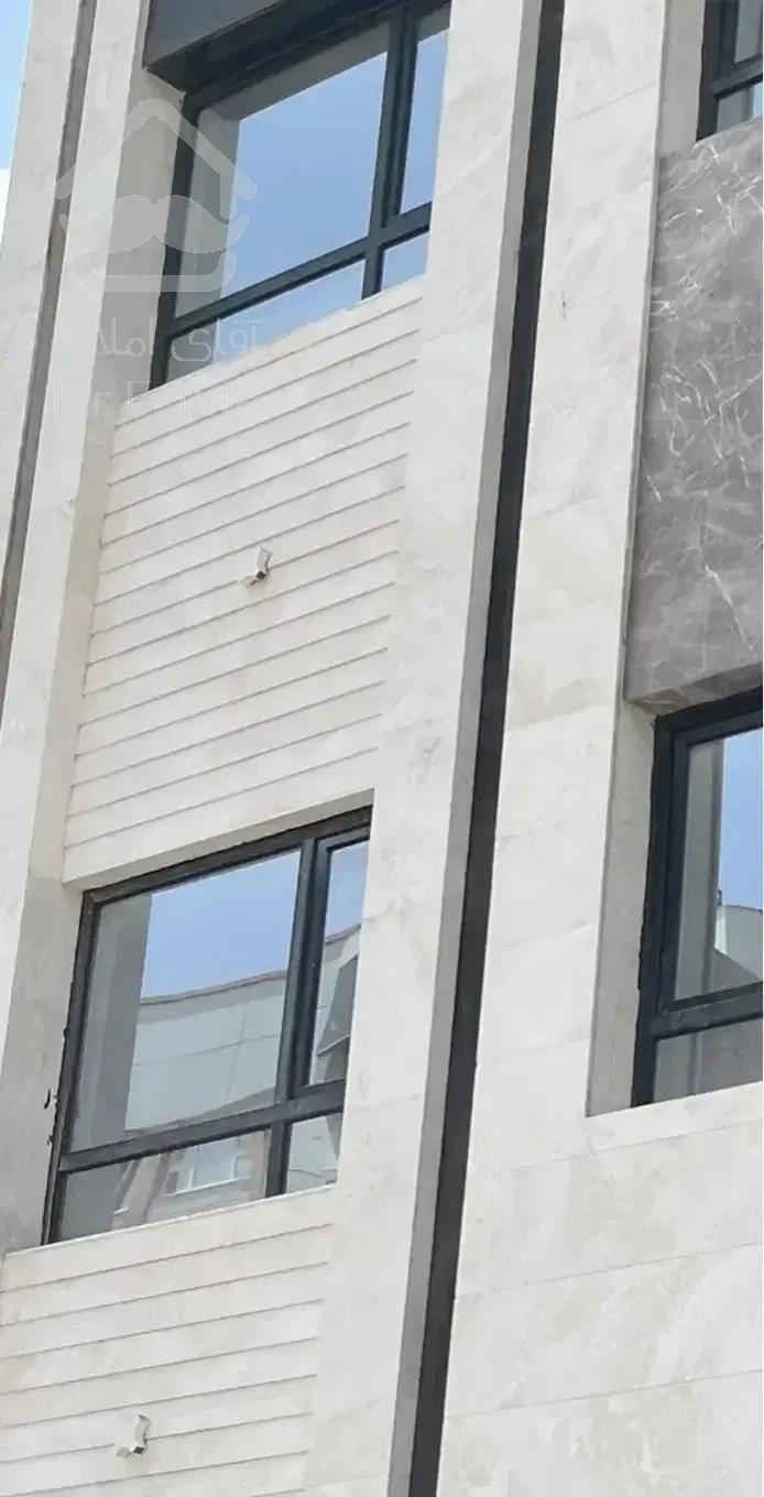 آپارتمان نوساز ۸۰ متری در موقعیت ممتاز خیابان معلم