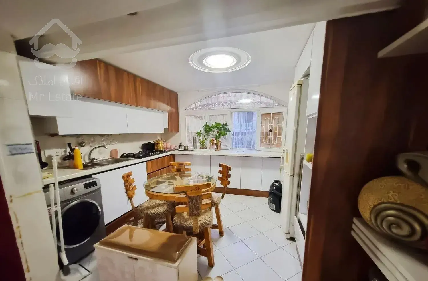 کریمخان خردمندجنوبی ۹۵ متر دو خواب