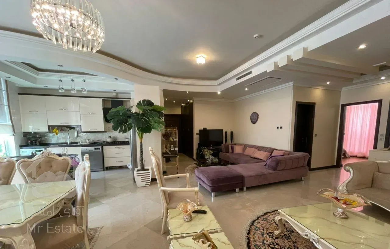 112 متر دو خواب سه نبش