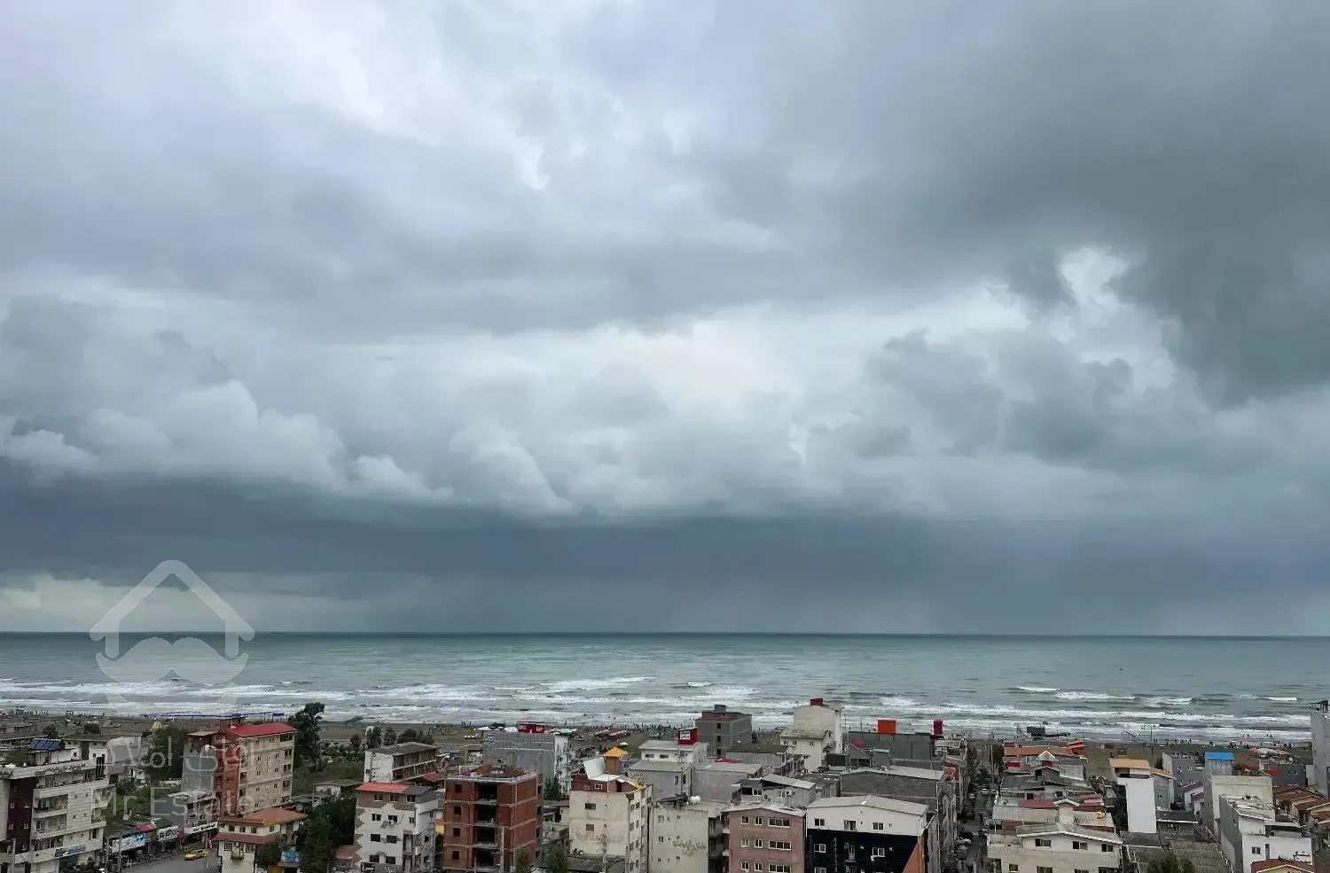 فروش ۱۷۵ متری با چشم انداز مسلط به دریا