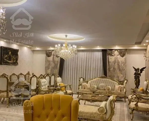 100 متر فول امکانات، اباذر،