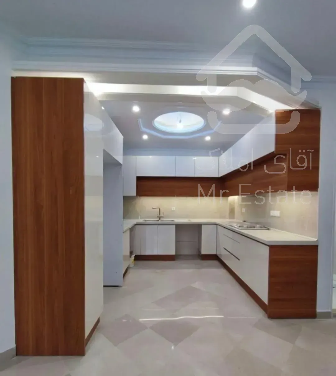 ۶۰ متر / با امکانات / نورگیر عالی / نقشه مهندسی