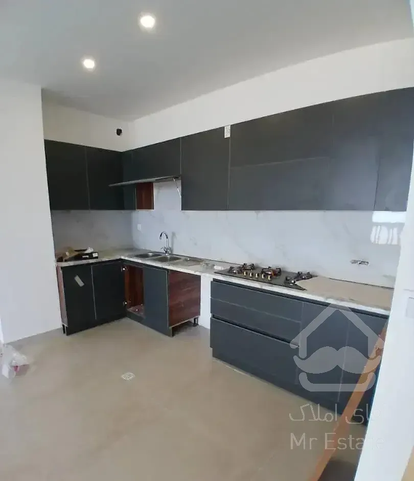 اجاره آپارتمان قواره یک دریا۱۳۵متری(خانم الهی)