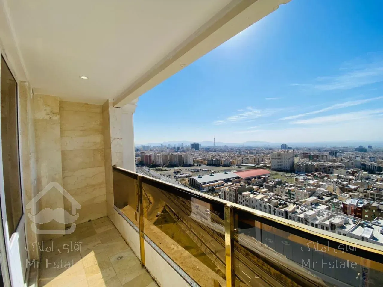 115متر، ۲ نبش، غرق نور/رونیکا پالاس، سیمون بولیوار/سود خالص