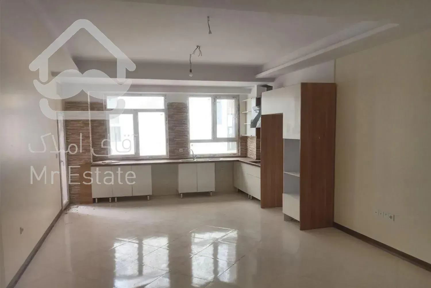 ۹۵ متر نوساز ((بدون مشابه))