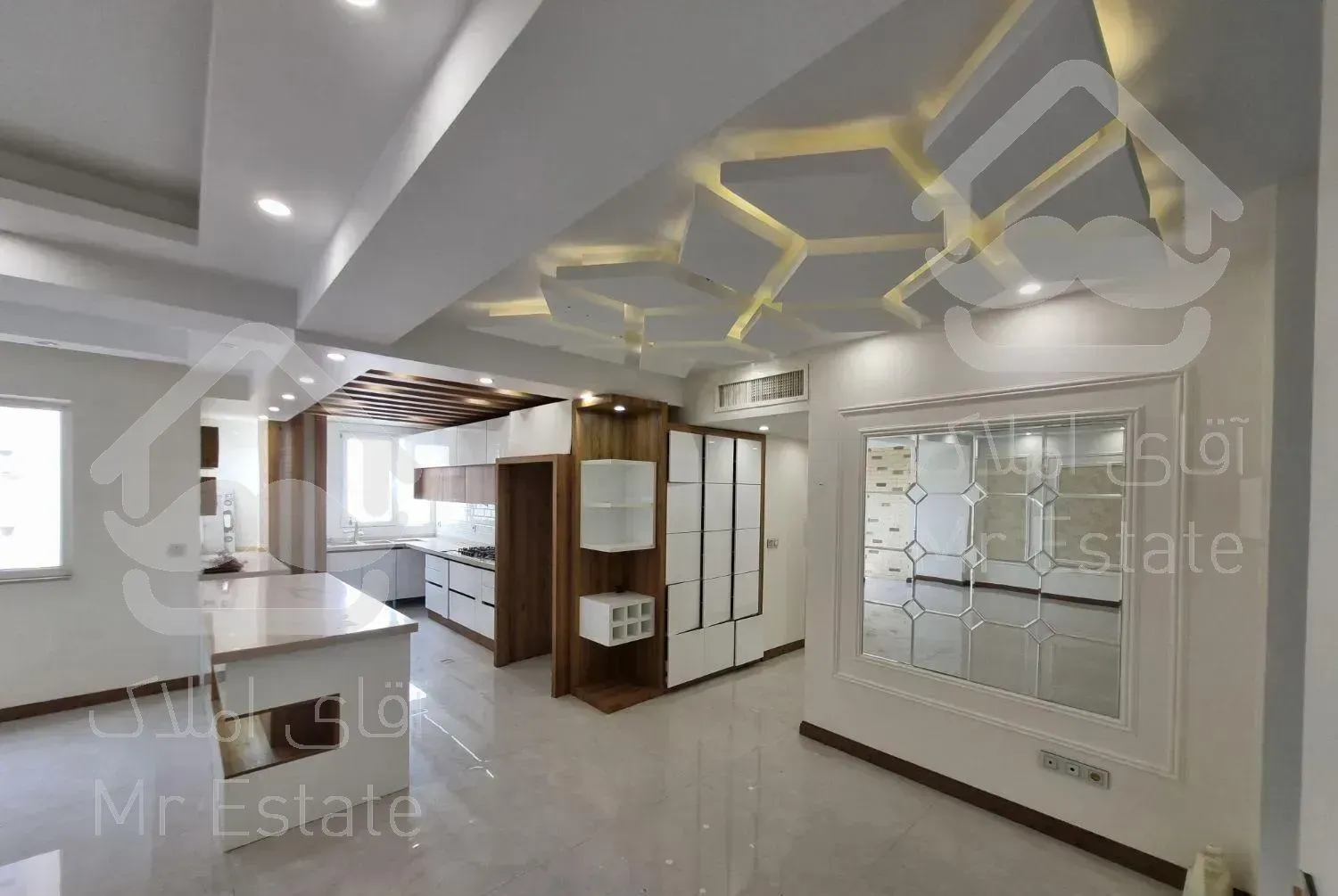 ۱۴۰متر سعادت آباد کوی فراز خیره کننده تمیز شاهکار