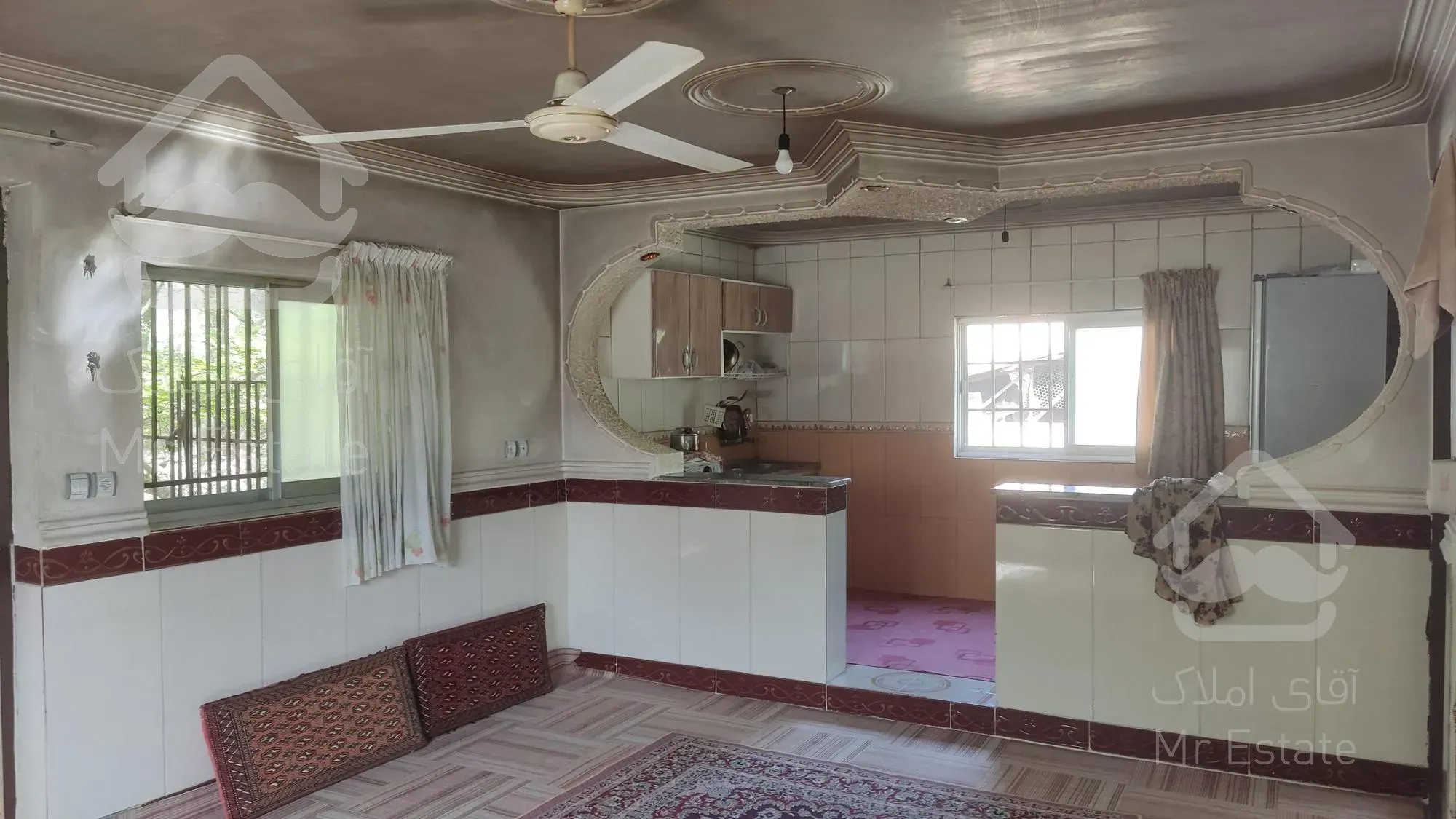 فروش خانه ویلایی۹۰متری همراه باغ و یک واحد دامداری