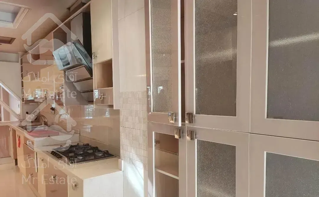 190متر/آپارتمان/سئول/تکواحدی  دارای مشاعات آبی