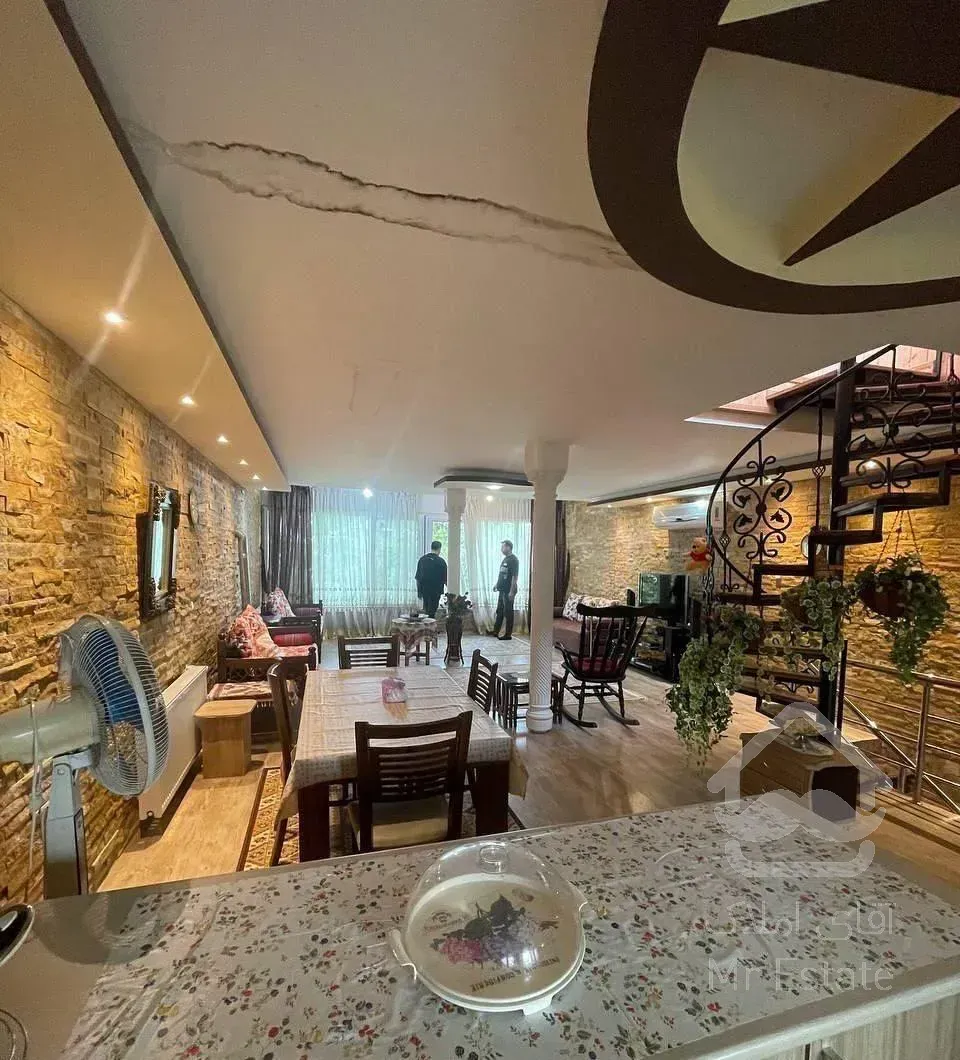 استخردار*زیرقیمت۳۹۰متری*دوبلکس*سندتکبرگ تاپ منطقه