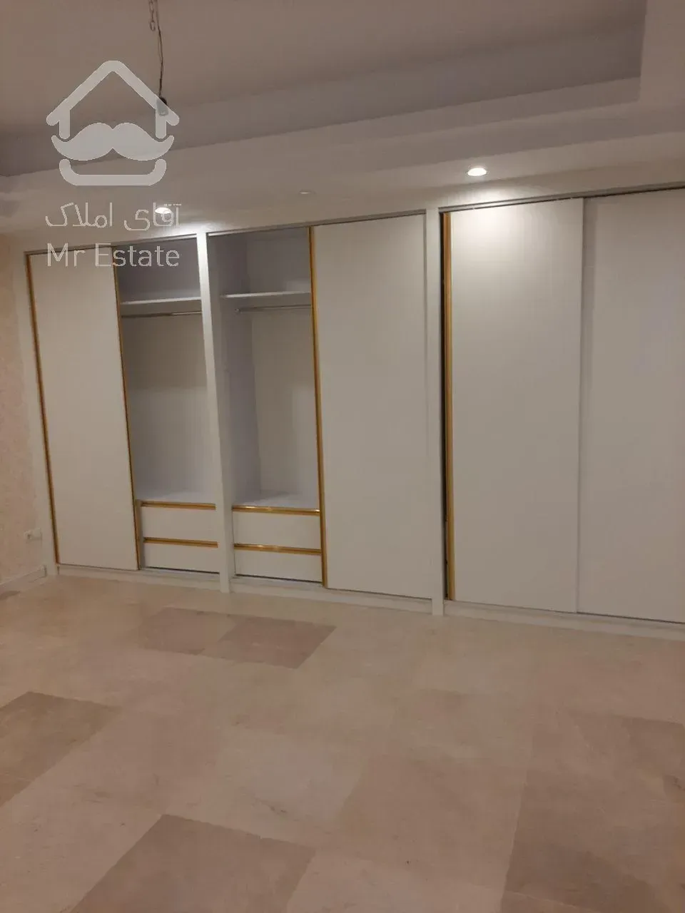 خرید آپارتمان 200 متری فرمانیه سنبل