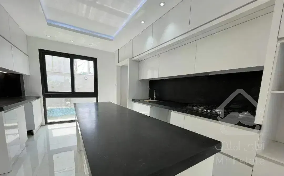 کد ۵۷۶۲ فروش ویلا استخردار در بندرانزلی