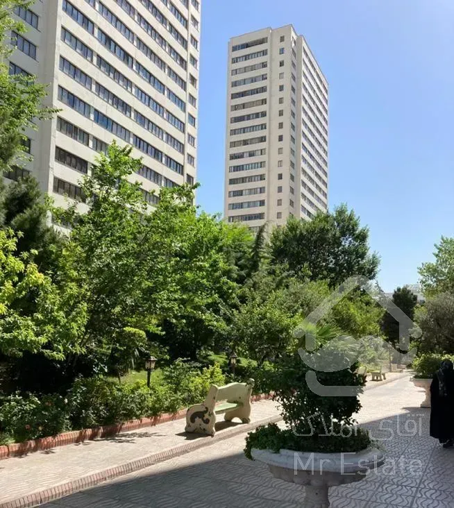 ونک ملاصدرا مجتمع ونک پارک۲۱۵متر۳خواب ویو مشجر