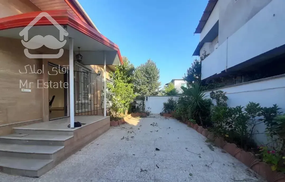 ویلاباغ ۲۷۰متری  نوساز ۳خواب