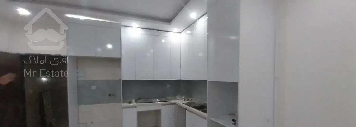 اپارتمان ۹۹متری طبقه اول با پارکینگ