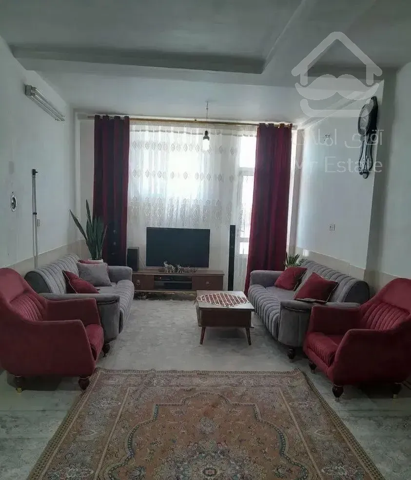 آپارتمان ۹۳ متره شهرک گلستان