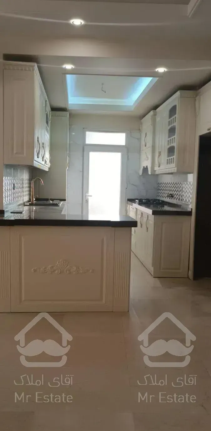 ۱۱۸متری متریال برند (دو باکس پارکینگ)