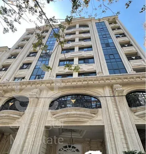 نیاوران۳۰۱متر۴خواب مستر(فروش بعلت مهاجرت)