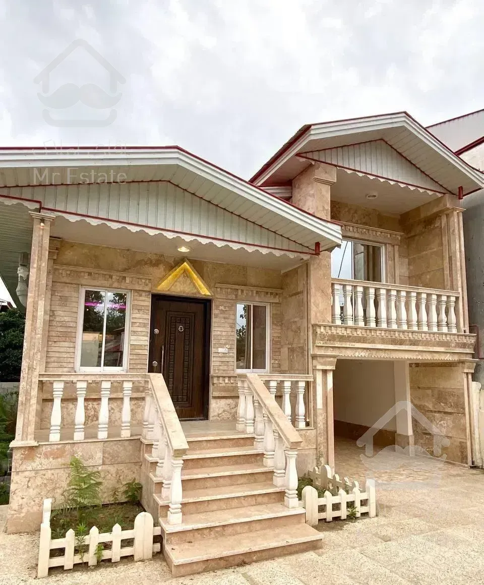 ۲۱۰مترزمین ۱۰۰متربنانزدیک کوه وجنگل سندتک برگ