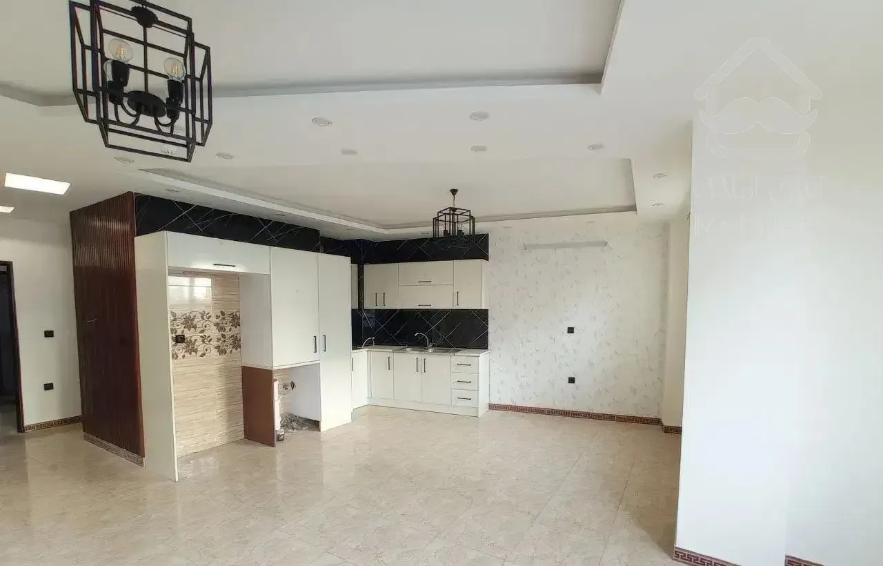 آپارتمان ساحلی ۷۰ متر خ معلم باآسانسور محمودآباد