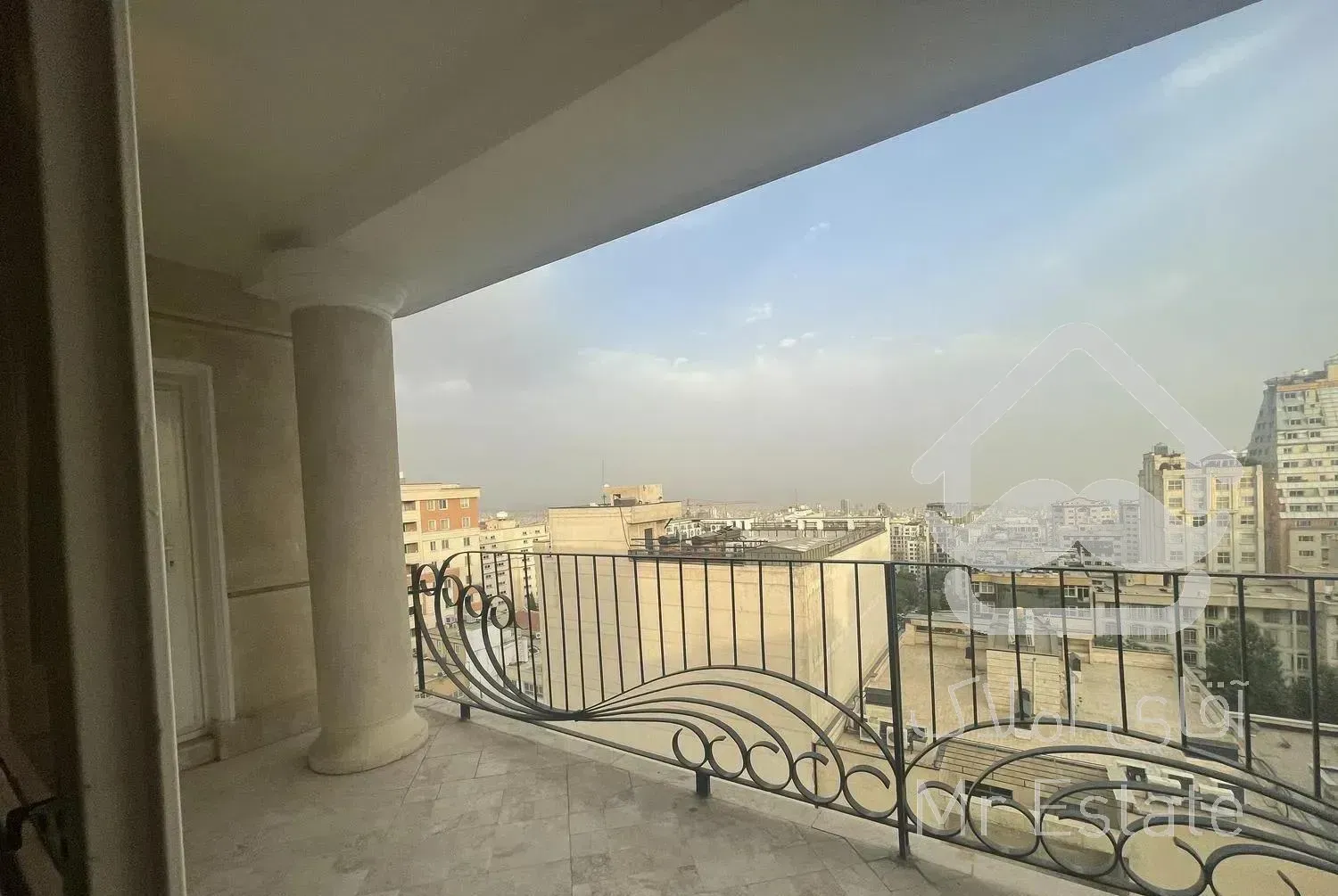 ۲۸۹ متر در ولنجک  طبقه