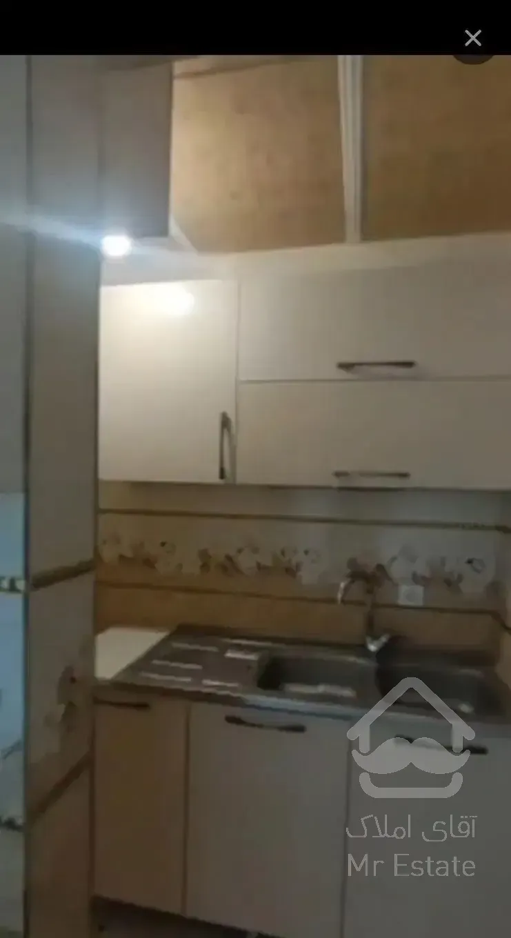 آپارتمان آسانسوردار کوچه پمپ بنزین متراژ ۱۰۰ متر