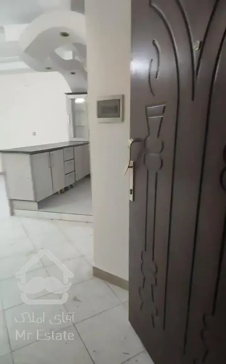 ۵۹ متر فول امکانات خوش نقشه /خارج طرح اصلی /کارگر