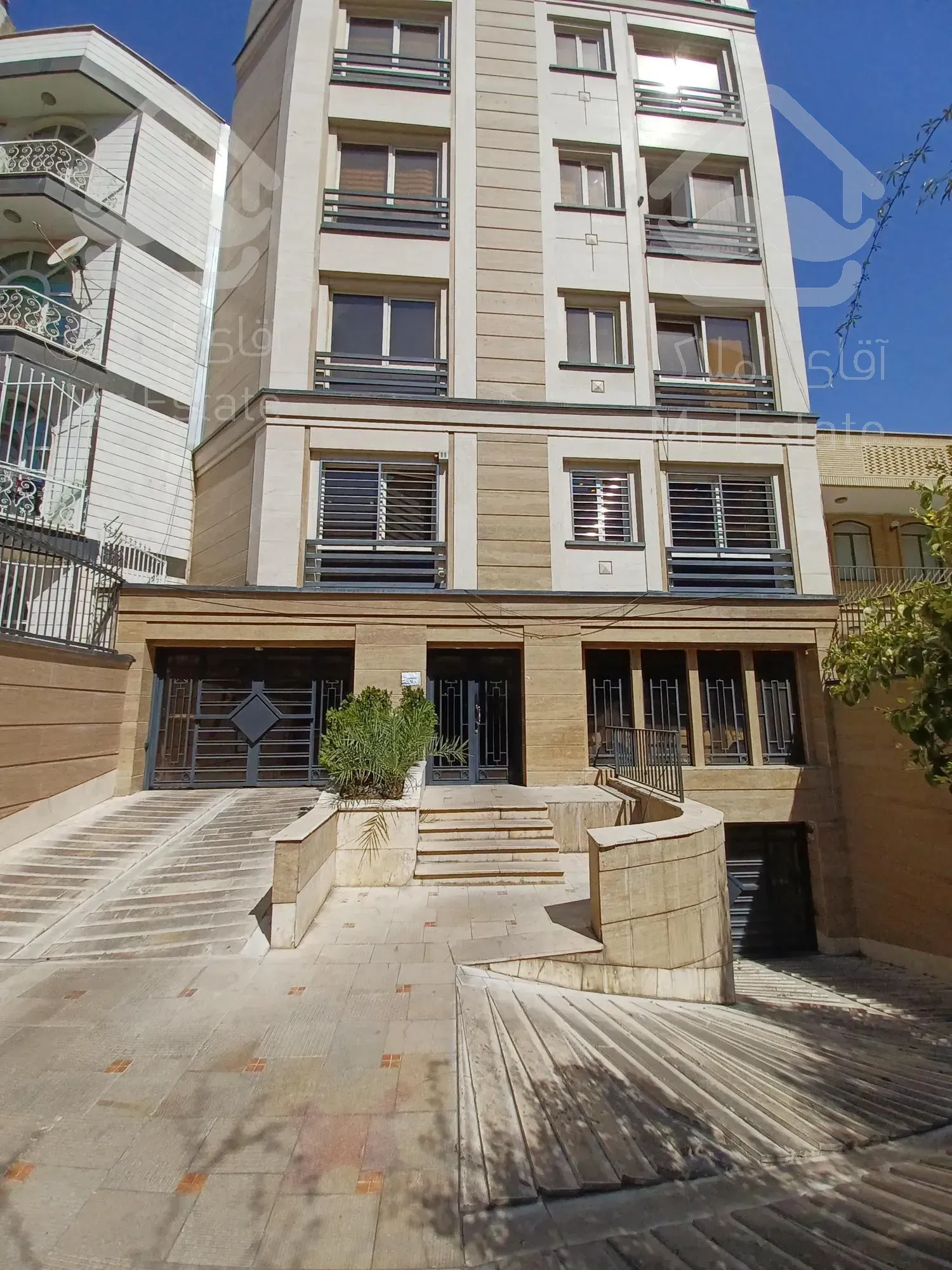 فروش آپارتمان موقعیت اداری صادقیه