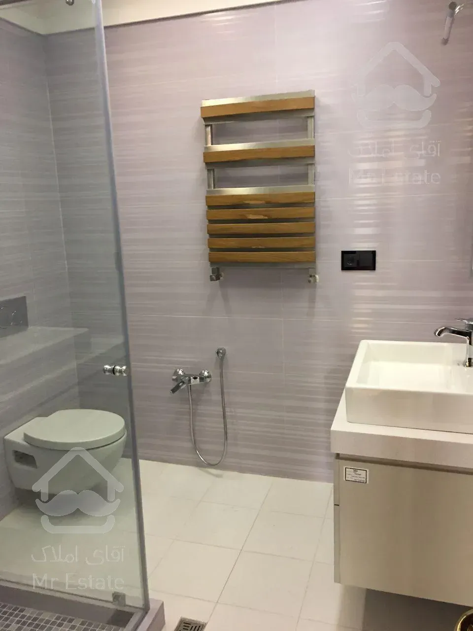 اجاره و رهن آپارتمان جردن 170  متر لاکچری