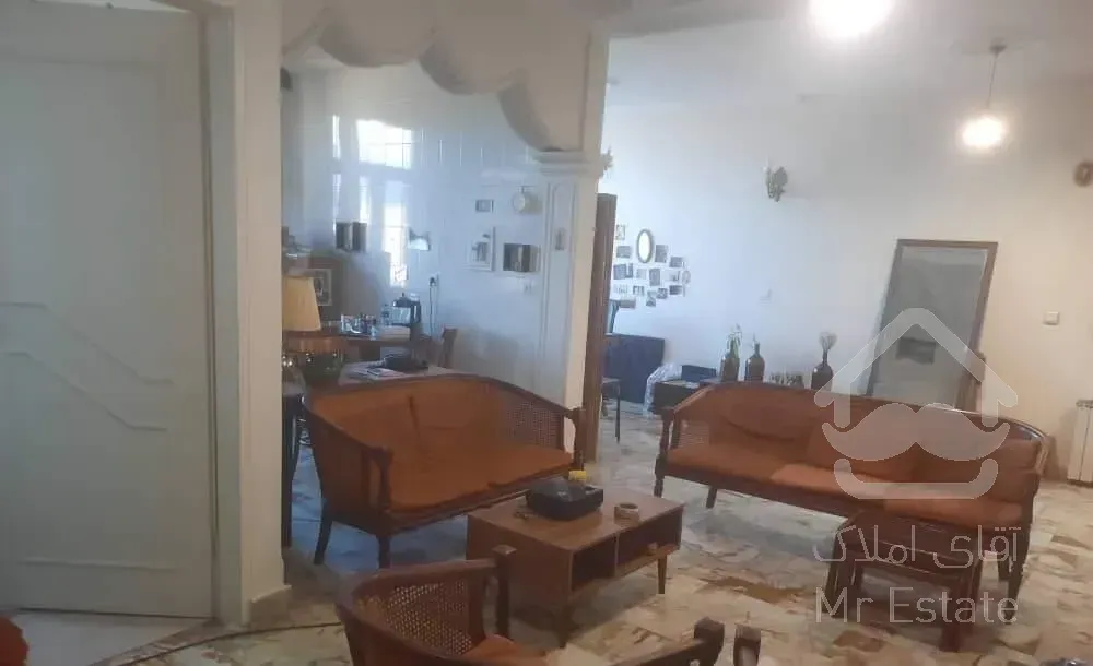 آپارتمان ۶۸متری طبقه ۴سندی