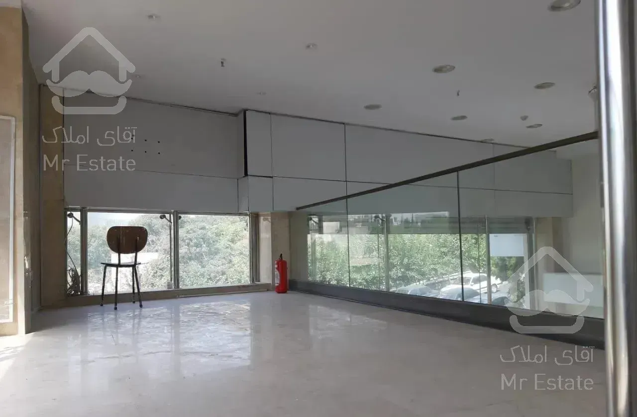 240 متر مغازه تجریش/بالکن و انباری