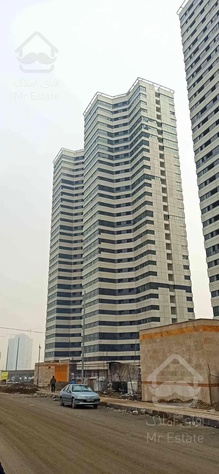 پیش فروش واحد مسکونی دربرج خرازی