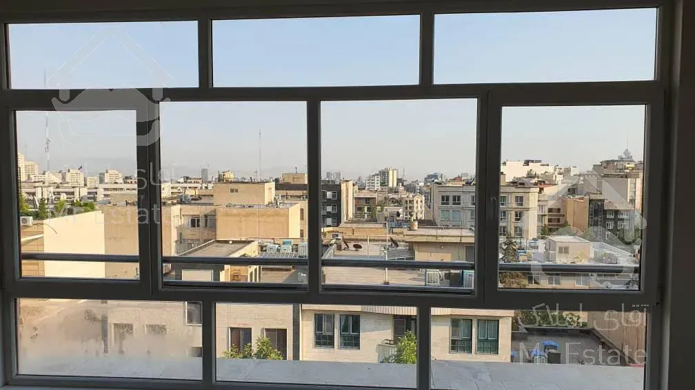 ۱۴۷ متر / ۳ خواب / ۲۴ متری / شاهکار معماری / ۲ پارکینگ