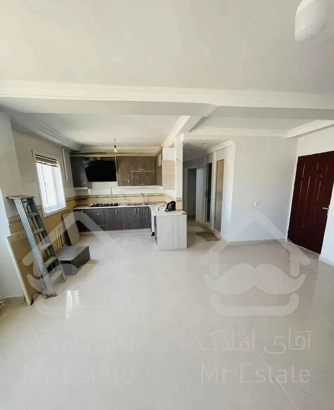 آپارتمان ۸۳ متری دوخواب واقع در کوی علیمحمدی