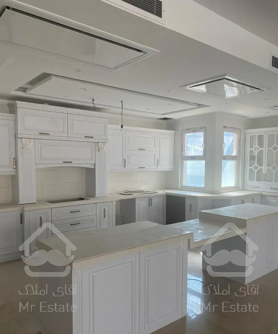 ۱۸۰متر سه خواب /میدان ونک