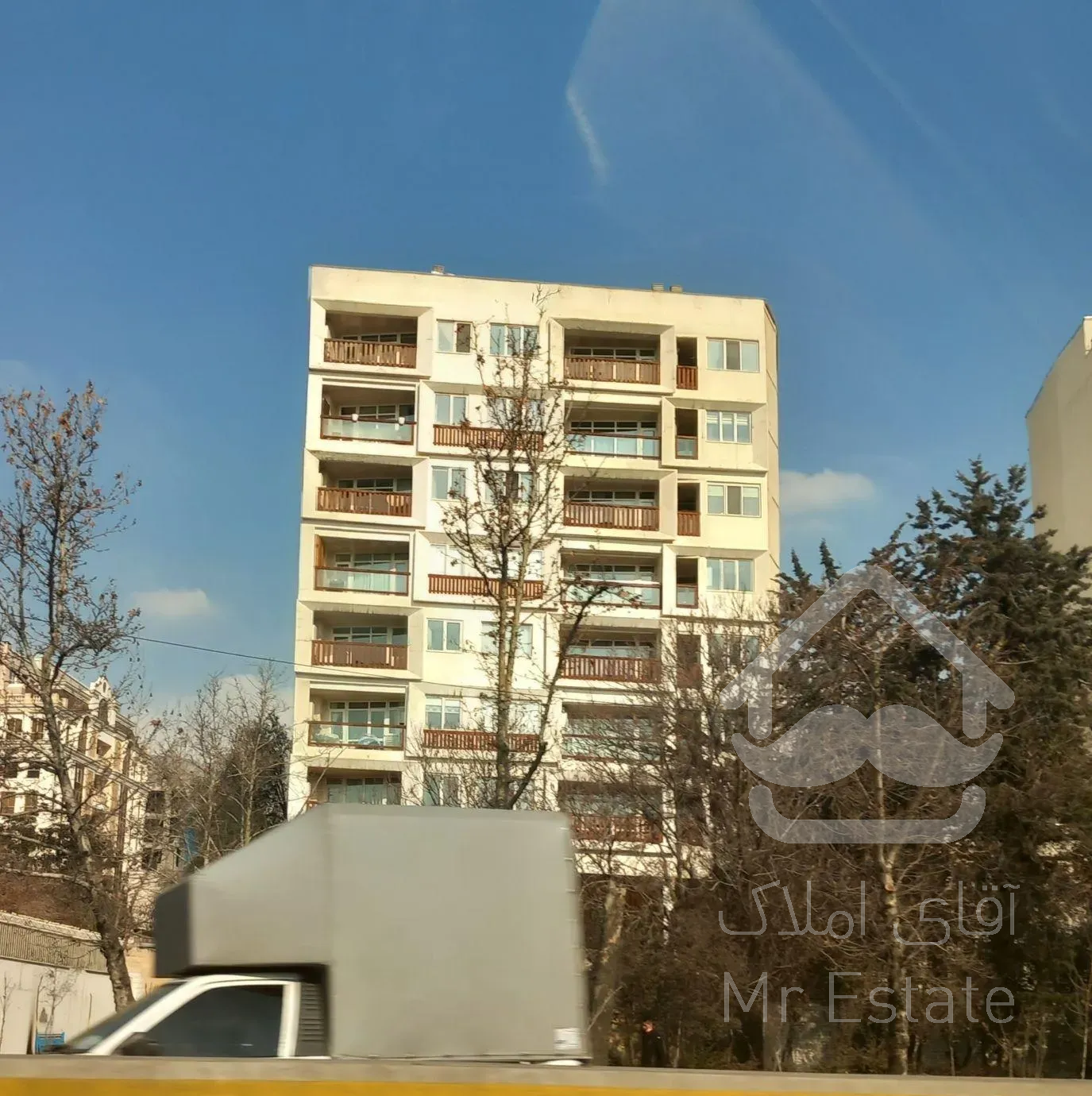 آپارتمان ۱۲۵ متر برج مجلل