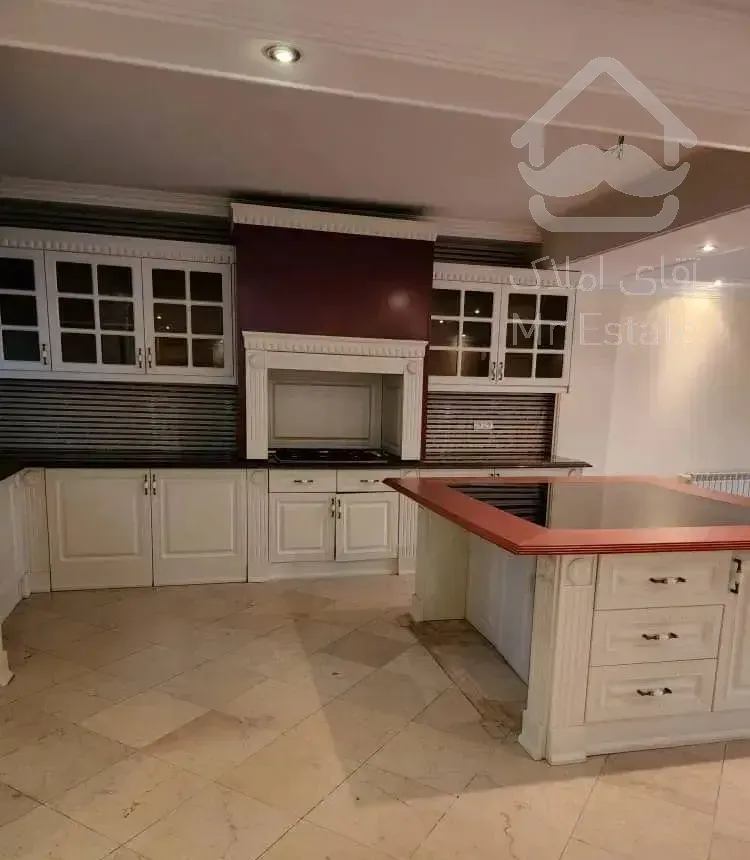 آپارتمان ۱۳۳ متری/ ۳ خواب/ دربند/ فروش فوری