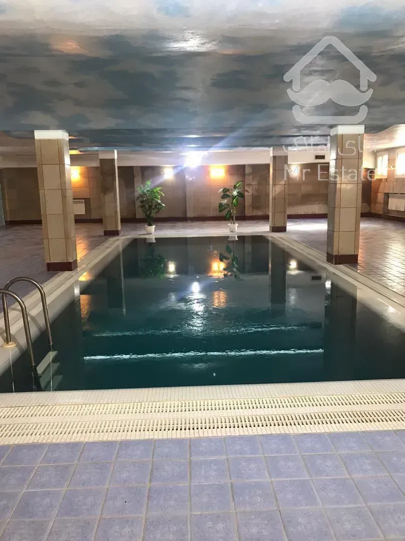 184 متر بهترین لوکیشن نیاوران مهماندوست