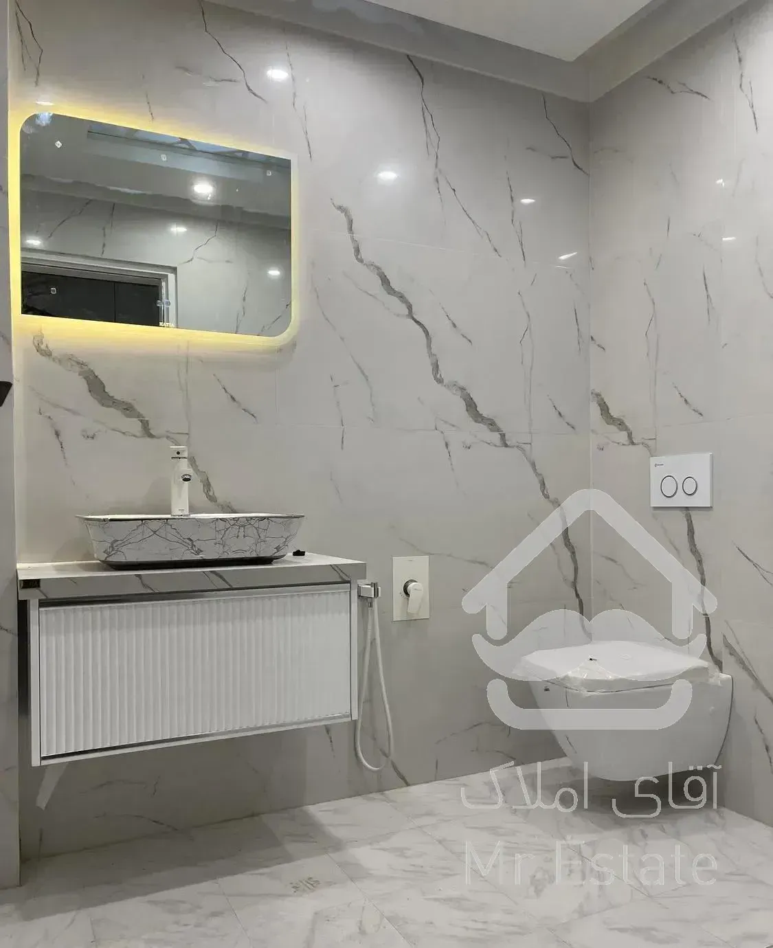 اپارتمان ۱۵۰ متر ازگل