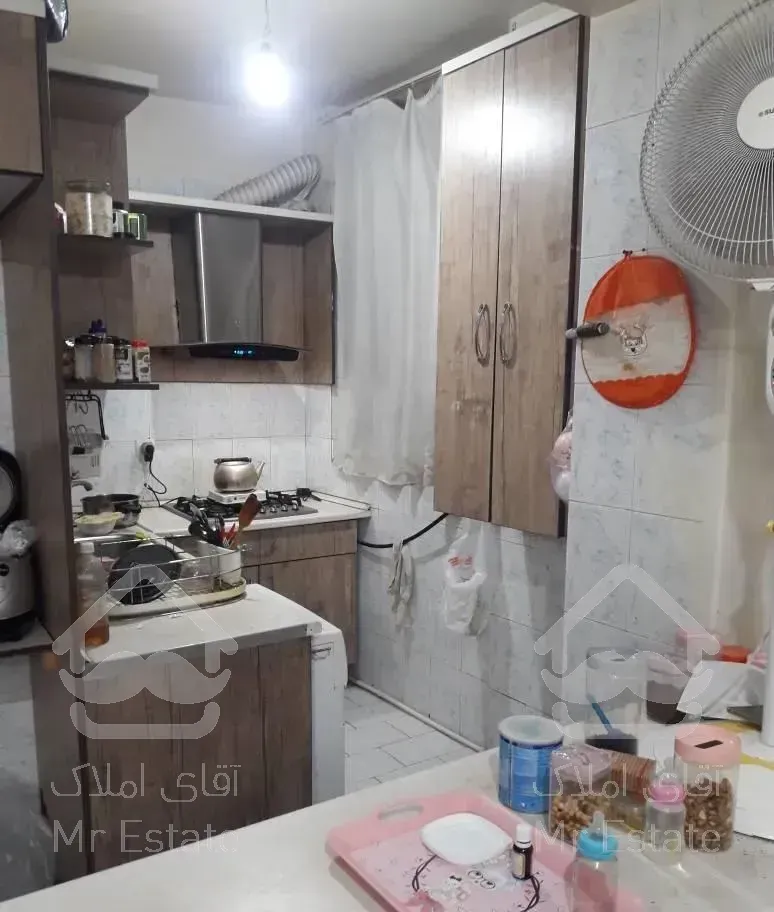 ۷۰ متر- دو خواب- فول امکانات- خ انقلاب خ خارک