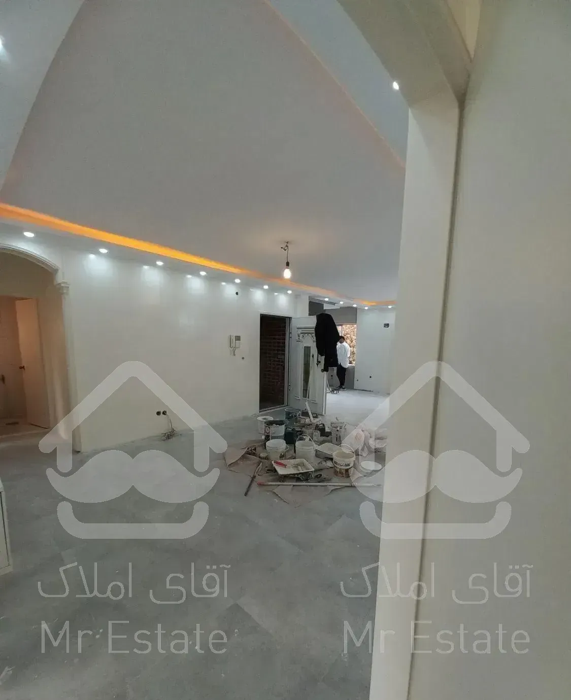 ۱۸۰متر،بالاتر از میدان ولیعصر