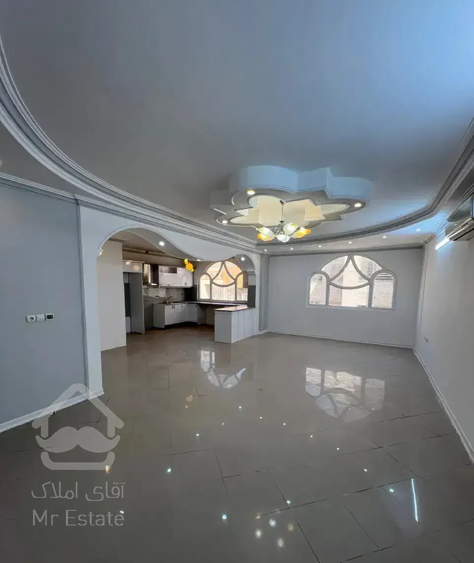 ۱۱۵ متر / تک واحدی / فول / کلا ۴ واحد / جنوبی